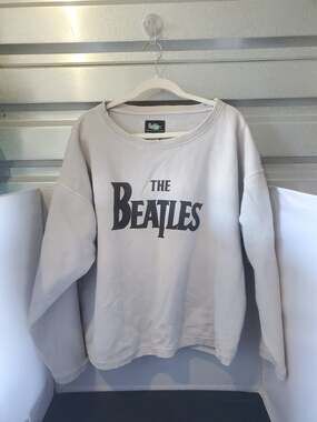 Vintage 1991 The Beatles Apple Corps Graphic Crewneck Sweatshirt
